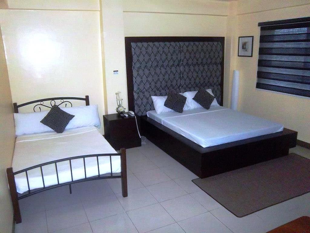 Hotel Cara Lipa City Værelse billede